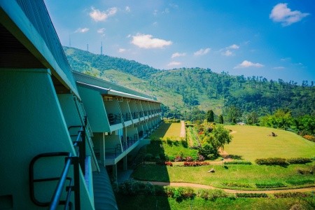 Srí Lanka  Amaya Hunas Falls (Elkaduwa) 12 dňový pobyt Raňajky Letecky Letisko: Viedeň August 2025 (23/08/25- 3/09/25)