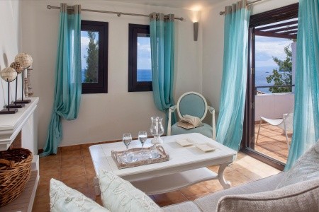 Grécko Skiathos Aegean Suites 10 dňový pobyt All Inclusive Letecky Letisko: Viedeň June 2026 (30/06/26- 9/07/26)