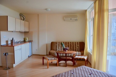 Rainbow 2 Beach Apartments - 13