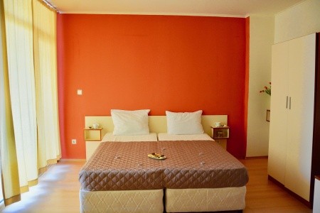 Rainbow 2 Beach Apartments - 14