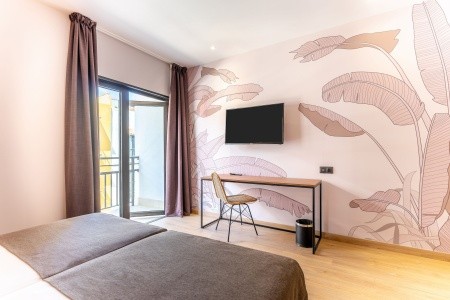 Kanárske ostrovy Tenerife Nopal 6 dňový pobyt Raňajky Letecky Letisko: Budapešť February 2026 (22/02/26-27/02/26)