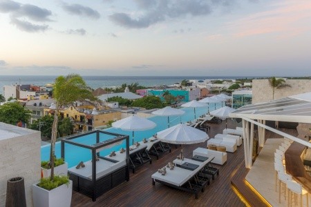 The Fives Downtown & Residences, Curio Collection By Hilton