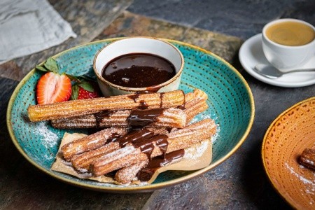 Spojené arabské emiráty Abu Dhabi Park Inn Abu Dhabi Yas Island 7 dňový pobyt Polpenzia Letecky Letisko: Praha June 2026 ( 7/06/26-13/06/26)