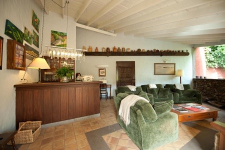 Kanárske ostrovy Gran Canaria Rural Las Calas (Vega De San Mateo) 11 dňový pobyt Raňajky Letecky Letisko: Viedeň July 2025 (11/07/25-21/07/25)