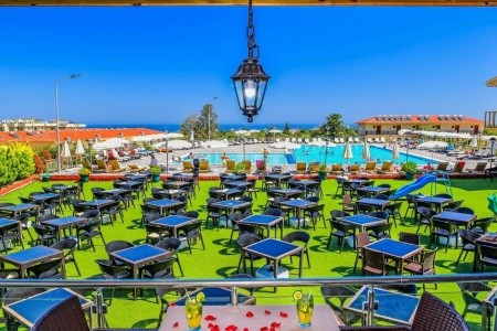 Riverside Garden Resort - 4