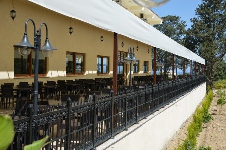 Riverside Garden Resort - 12