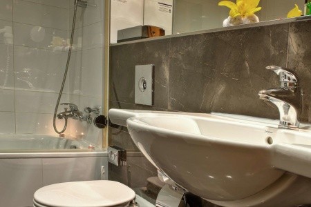 Česká republika Praha a okolie Majestic Plaza Prague 5 dňový pobyt Raňajky Letecky Letisko: Košice May 2026 (22/05/26-26/05/26)