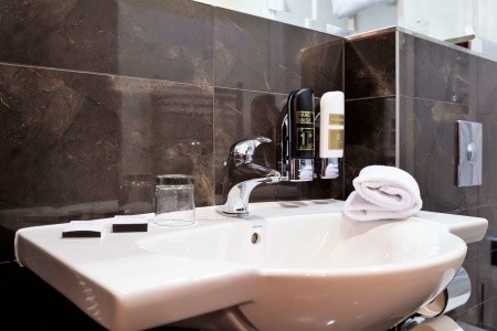 Česká republika Praha a okolie Majestic Plaza Prague 5 dňový pobyt Raňajky Letecky Letisko: Košice May 2026 (22/05/26-26/05/26)