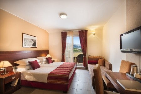 Chorvátsko Krk Valamar Atrium Residence Baška 6 dňový pobyt Raňajky Vlastná June 2026 (17/06/26-22/06/26)