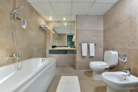 Moreno Horizon Spa & Resort (Ex. Marina Beach Resort) - 40