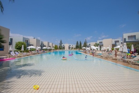 Electra Holiday Village Water Park Resort - 40