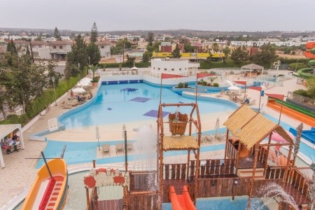 Electra Holiday Village Water Park Resort - 43