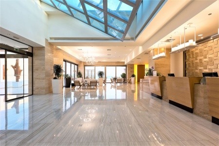 The Royal Blue - 180