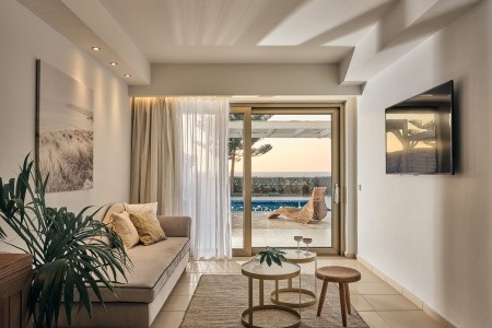 The Royal Blue - 187