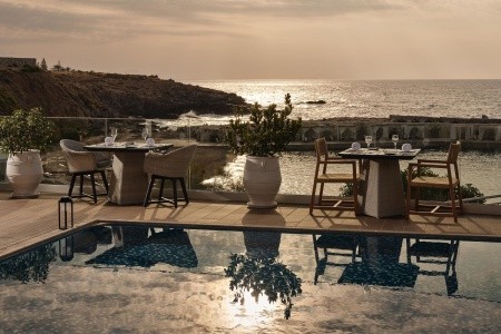 The Royal Blue - 200