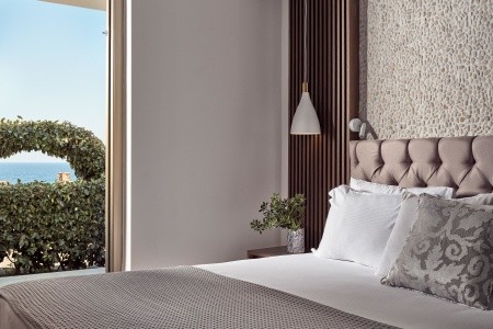 The Royal Blue - 211