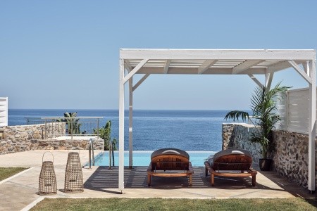 The Royal Blue - 220