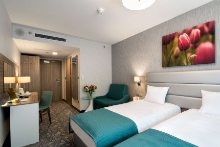 Poľsko Krakov Golden Tulip Krakow Kazimierz 2 dňový pobyt Raňajky Vlastná March 2026 ( 1/03/26- 2/03/26)