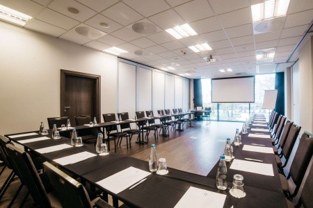 Poľsko Krakov Q Hotel Plus Krakow 7 dňový pobyt Raňajky Vlastná July 2026 (25/07/26-31/07/26)