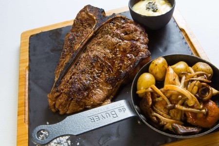 Poľsko Krakov Q Hotel Plus Krakow 7 dňový pobyt Raňajky Vlastná July 2026 (25/07/26-31/07/26)