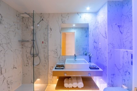 Leonardo Crystal Cove & Spa By The Sea - 26