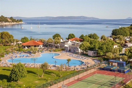 Chorvatsko s venkovním bazénem - Camping Oliva