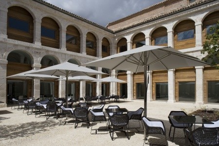 Parador De Alcalá De Henares