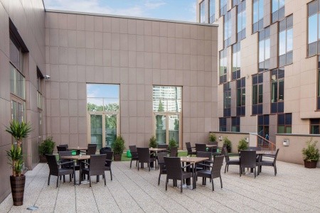 DoubleTree by Hilton Bratislava - 16