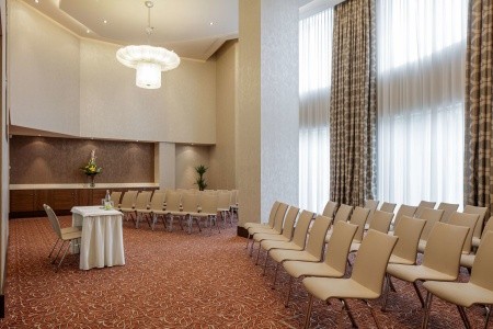 DoubleTree by Hilton Bratislava - 20