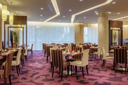 DoubleTree by Hilton Bratislava - 28