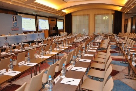 DoubleTree by Hilton Bratislava - 33