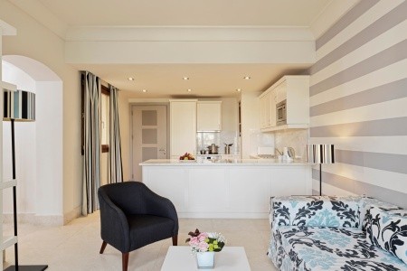 Omán Salalah Fanar Beach Resort & Residence 8 dňový pobyt All Inclusive Letecky Letisko: Bratislava May 2026 ( 2/05/26- 9/05/26)