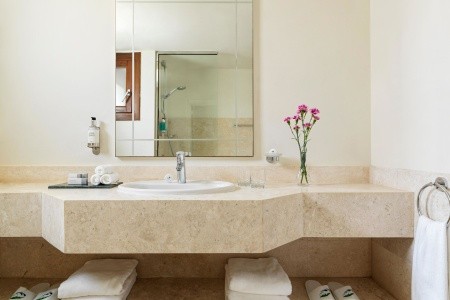 Omán Salalah Fanar Beach Resort & Residence 8 dňový pobyt All Inclusive Letecky Letisko: Bratislava May 2026 ( 2/05/26- 9/05/26)