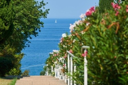 Laguna Bellevue Apartments - 19