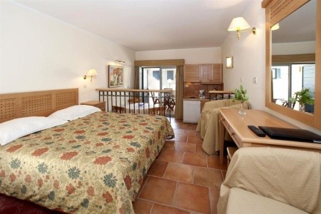 Laguna Bellevue Apartments - 28