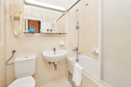 Laguna Bellevue Apartments - 42