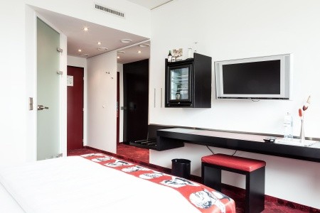 Arcotel Nike Linz - 75