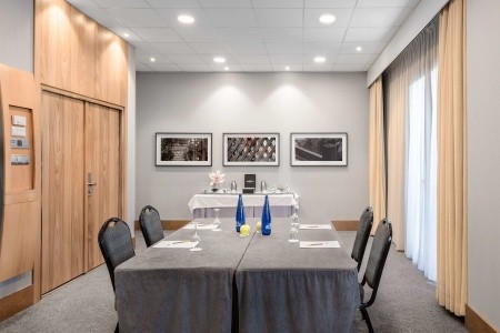 Španielsko Costa Del Sol Hilton Garden Inn Málaga 4 dňový pobyt Polpenzia Letecky Letisko: Viedeň March 2026 (10/03/26-13/03/26)