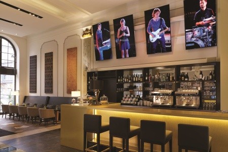 Nemecko Hamburg Reichshof Hamburg, Curio Collection By Hilton 4 dňový pobyt Bez stravy Vlastná March 2026 ( 4/03/26- 7/03/26)