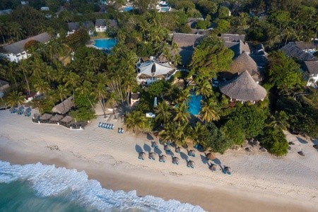 Diamonds Leisure Beach & Golf Resort - Diani Beach u moře - Keňa