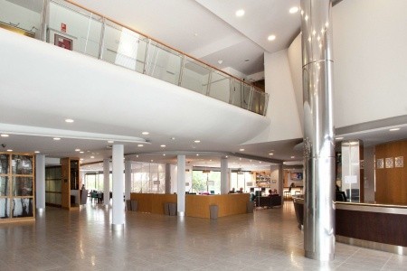 Španielsko Costa Del Sol Hilton Garden Inn Málaga 4 dňový pobyt Polpenzia Letecky Letisko: Viedeň March 2026 (10/03/26-13/03/26)