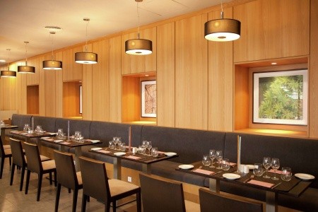 Španielsko Costa Del Sol Hilton Garden Inn Málaga 4 dňový pobyt Polpenzia Letecky Letisko: Viedeň March 2026 (10/03/26-13/03/26)