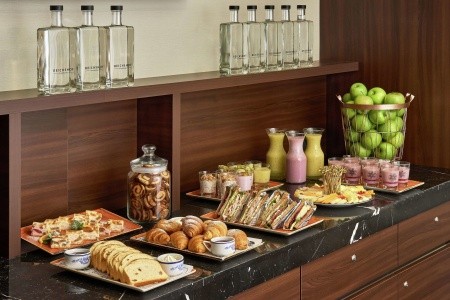 Nemecko Hamburg Reichshof Hamburg, Curio Collection By Hilton 4 dňový pobyt Bez stravy Vlastná March 2026 ( 4/03/26- 7/03/26)