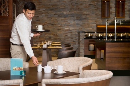Spojené arabské emiráty Dubaj Hilton Garden Inn Dubai Al Muraqabat 8 dňový pobyt Raňajky Letecky Letisko: Praha september 2023 (13/09/23-20/09/23)