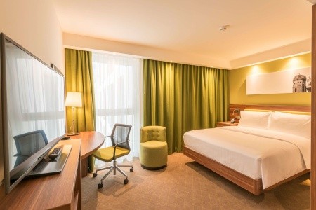 Hampton By Hilton Munich City West - 17