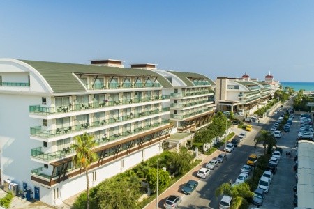 Crystal Waterworld Park Resort & Spa - 115