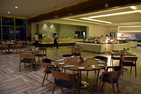 White Beach Resort - 81