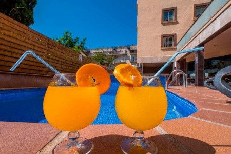 Cesta španielskym kráľovstvom, Costa Brava, Costa del Maresme, Zaragoza, San Lorenzo de El Escorial, Madrid, Toledo, Granada, Córdoba, Sevilla, Gibraltar, Girona, Tossa Beach Center, Montserrat, Barce - 9