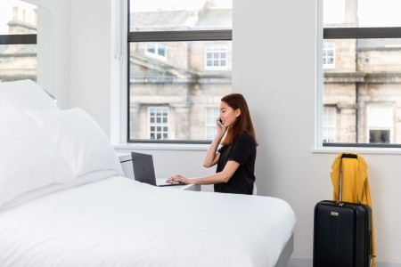 Yotel Edinburgh - 50