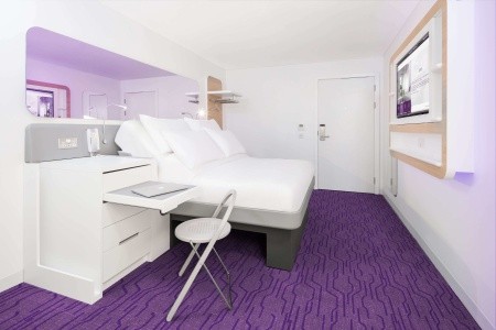 Yotel Edinburgh - 54